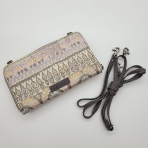 SAKROOTS | crossbody & wristlet wallet